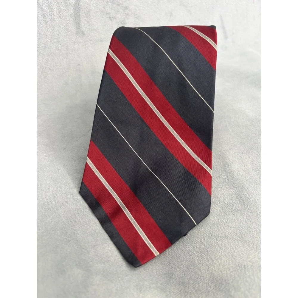 Vintage Christian Dior Neck Tie Men's Red/Navy Silk Preppy USA 56